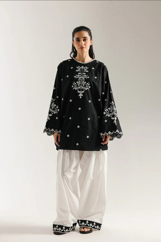 Heritage Noir Oversized Embroidered Tunic & Shalwar Set