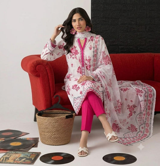 Off-White & Fuchsia Floral Printed Lawn Suit with Dupatta – 3 Piece