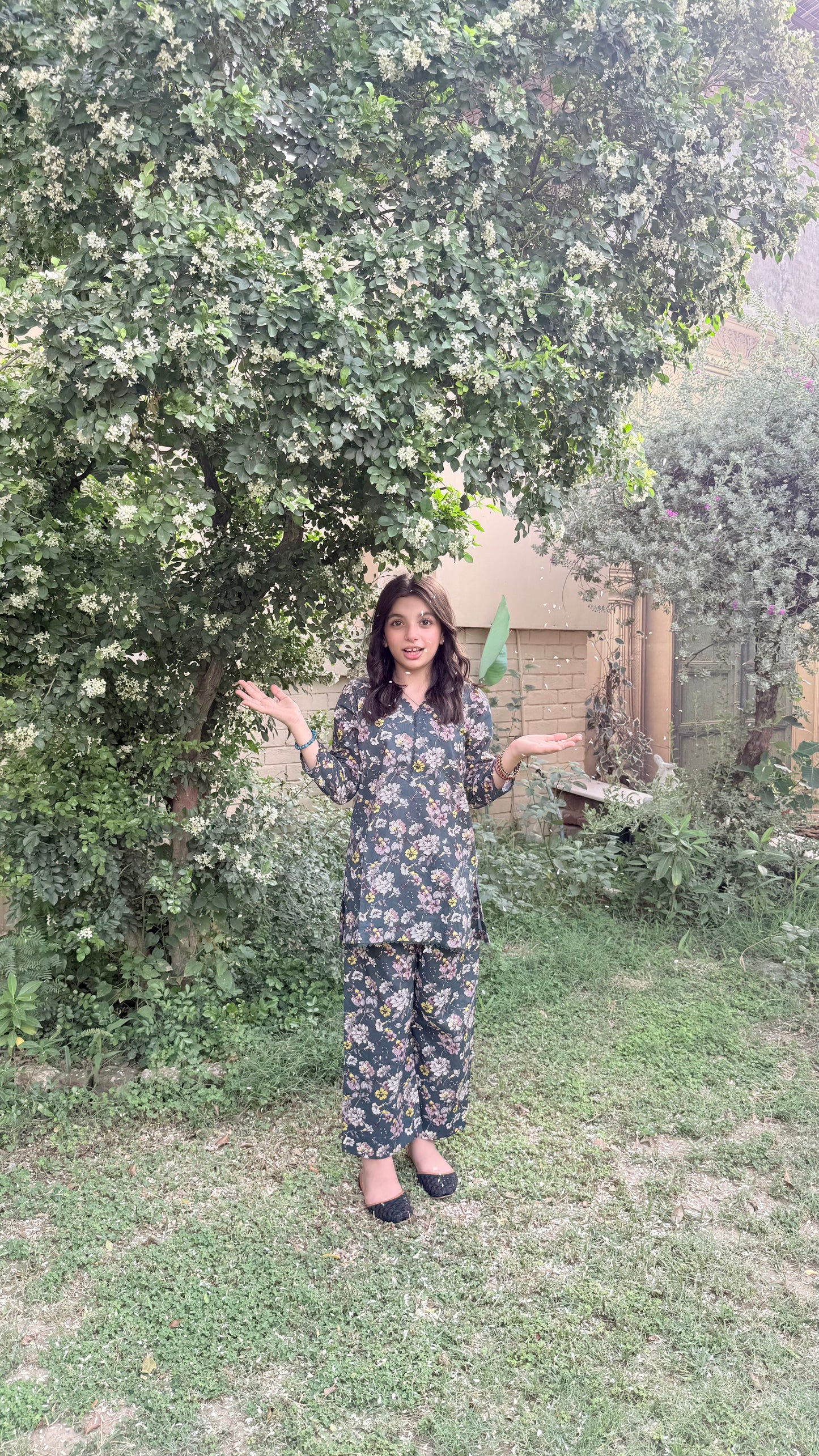 Floral aura