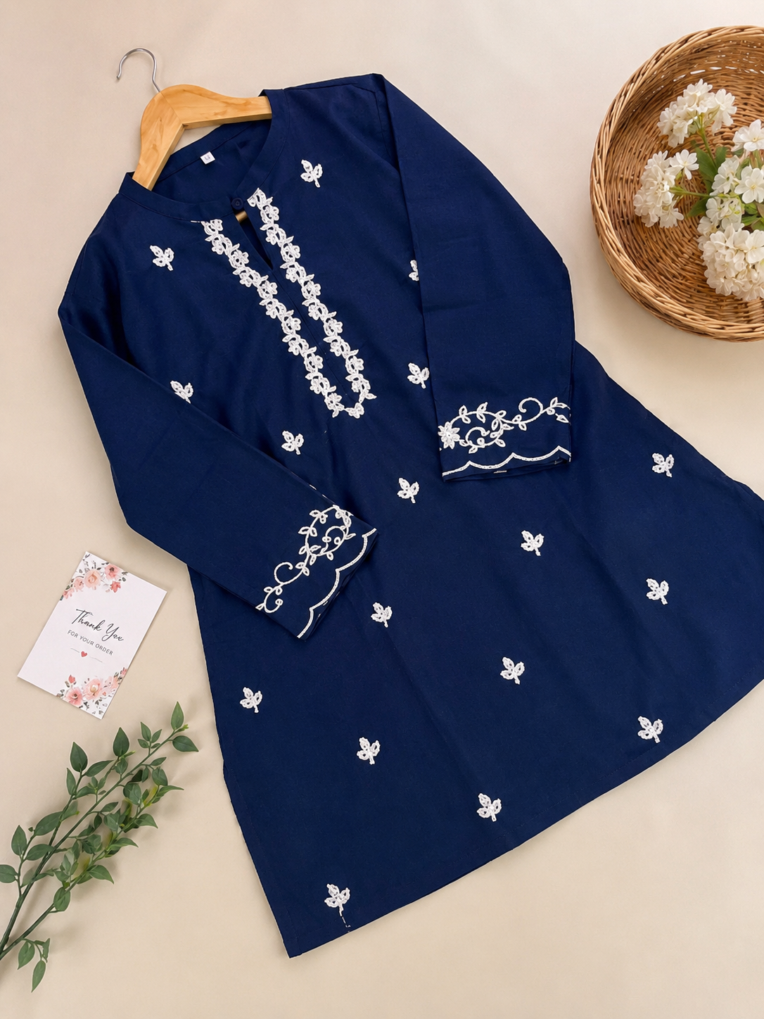 Embrioded kurti