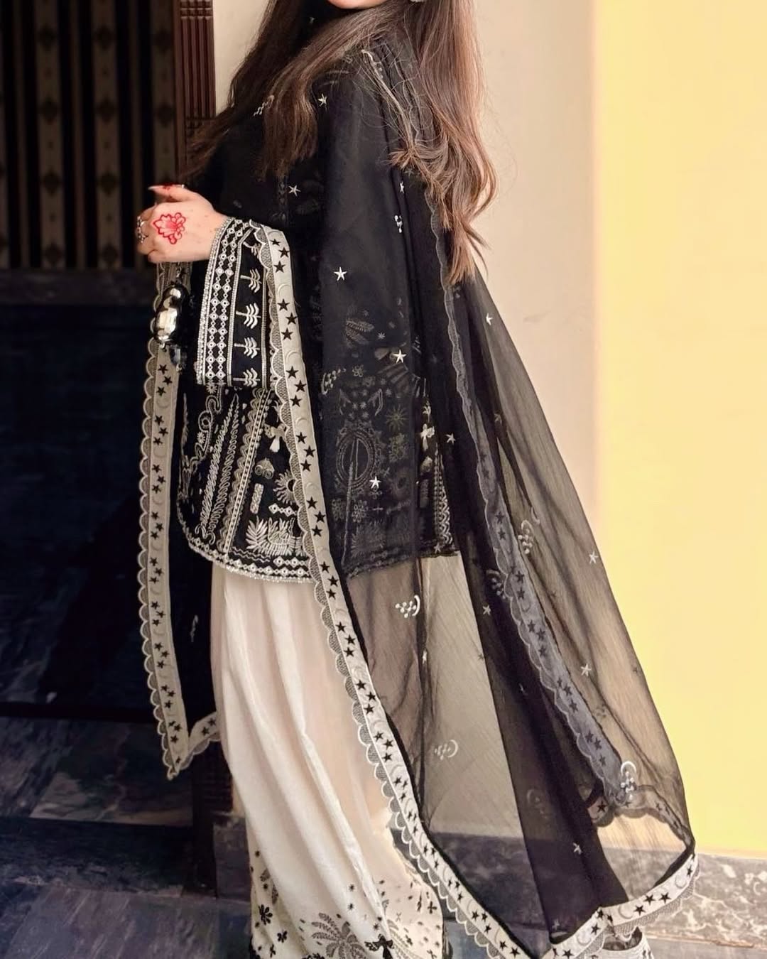 Onyx Starfall Scallop-Trim Embroidered 3-Piece Shalwar Set