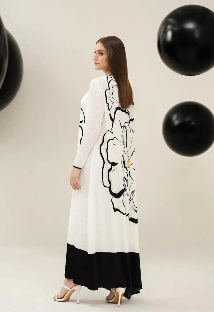 Noir Bloom Monochrome Pleated Maxi