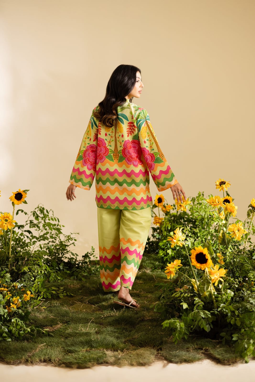 Vibrant Floral & Wavy Printed 2-Piece Co-ord Set