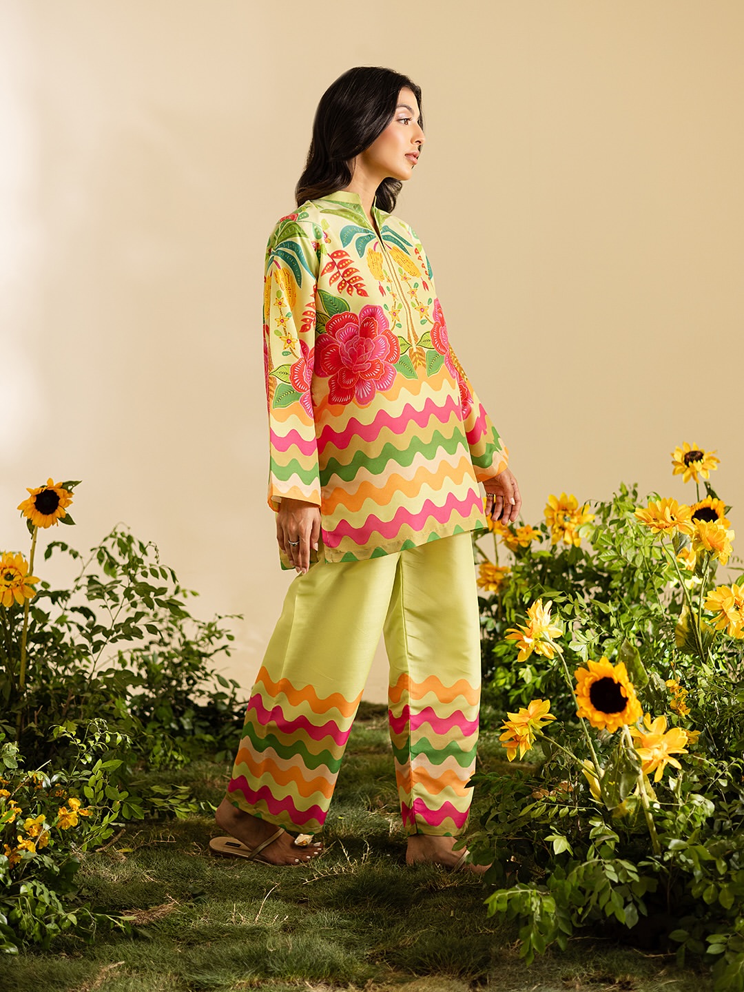 Vibrant Floral & Wavy Printed 2-Piece Co-ord Set