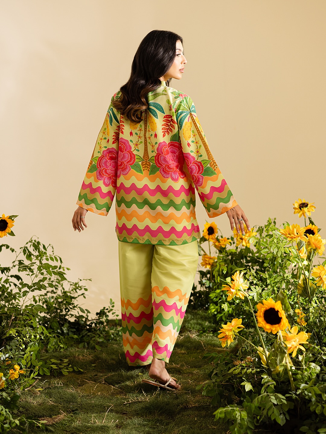 Vibrant Floral & Wavy Printed 2-Piece Co-ord Set