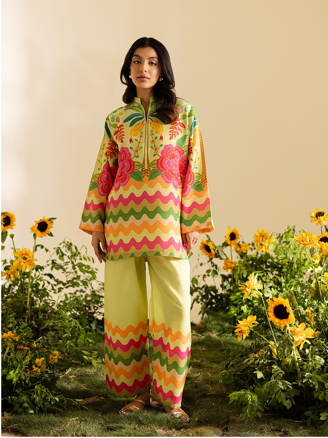 Vibrant Floral & Wavy Printed 2-Piece Co-ord Set