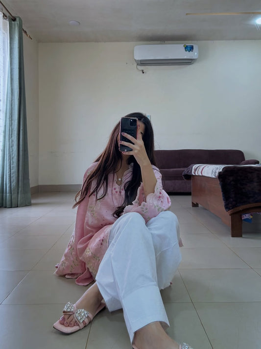 Blush Pink Scalloped Floral Tunic with White Farshi Shalwar – 2 Piece