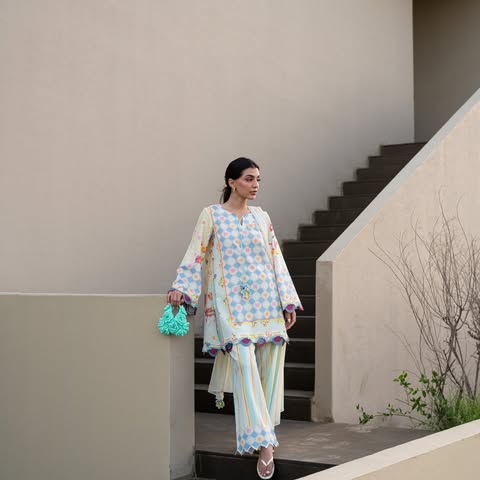 Ocean Breeze – 3-Piece Printed Lawn Suit